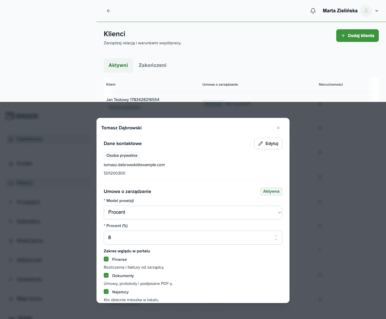 Fiche client : modèle de commission et périmètre d'accès au portail
