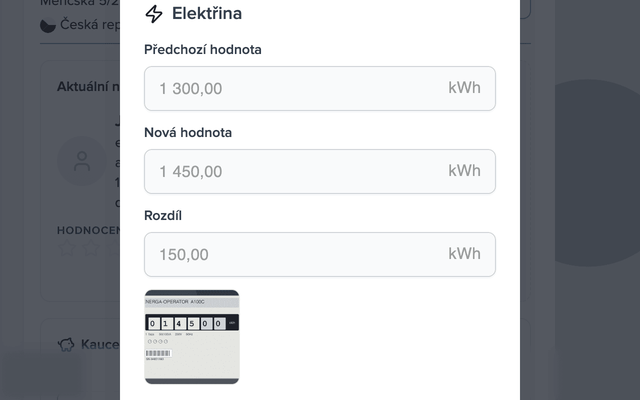 Dialog schválení odečtu: předchozí hodnota 1 300 kWh, nová 1 450 kWh, rozdíl 150 kWh, miniatura fotky měřidla