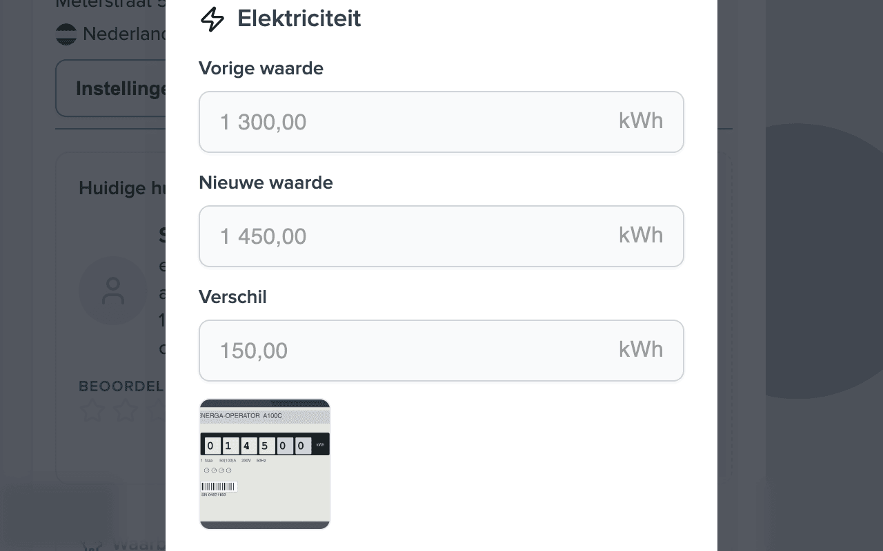 Dialoog voor goedkeuring van de stand: vorige waarde 1.300 kWh, nieuwe waarde 1.450 kWh, verschil 150 kWh, miniatuur van de meterfoto